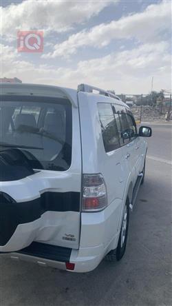 ميتسوبيشي باجيرو